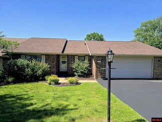 401 High Ridge Cir, Midway, AR 72651
