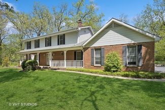 5808 Amherst Ct, McHenry, IL 60050