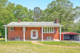 1607 Melinda Dr, Altavista, VA 24517