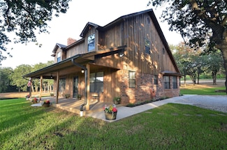 701 Elm Hill Blvd, Burleson, TX 76028