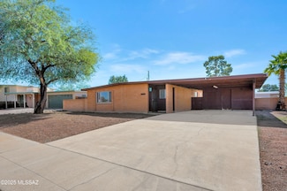 8190 E 20th St, Tucson, AZ 85710
