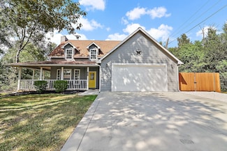 302 Pelican Dr, Crosby, TX 77532