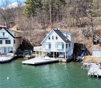 13872 W Lake Rd, Hammondsport, NY 14840