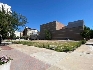 320 1st St SE, Cedar Rapids, IA 52401