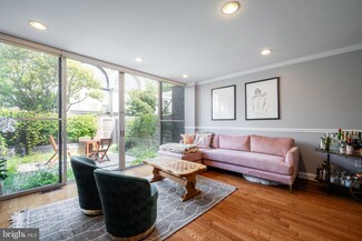 352 N St SW, Washington, DC 20024