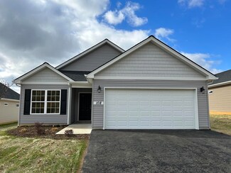 108 Aaliyah Ln, Radford, VA 24141
