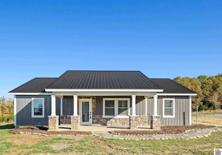675 Pidcock Rd, Princeton, KY 42445