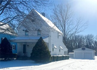 41909 Adelbert St, Elyria, OH 44035