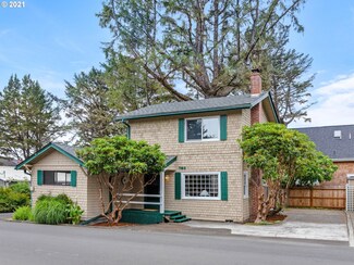 780 Spruce St, Cannon Beach, OR 97110