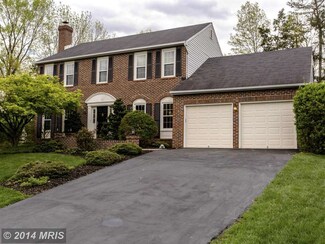 15101 Wetherburn Dr, Centreville, VA 20120