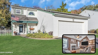 9 Driftwood Dr, Howell, NJ 07731