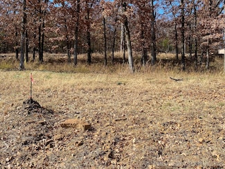 656 Woodlands Dr, Tahlequah, OK 74464