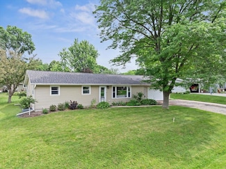 1111 W Blodgett St, Marshfield, WI 54449