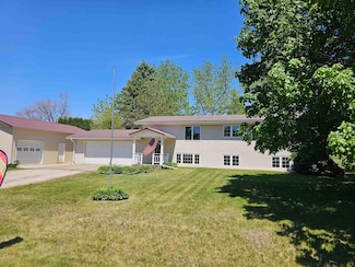 96 Highland Ave, Dumont, IA 50625