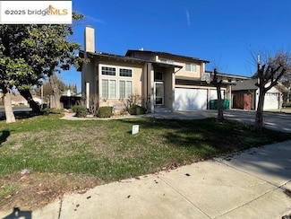 1041 Armor Dr, Stockton, CA 95209