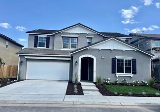 827 Talus Way S, Madera, CA 93636