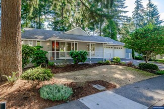 3689 Wilshire Ln, Eugene, OR 97405