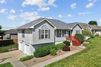 2207 Chanticleer St, Excelsior Springs, MO 64024