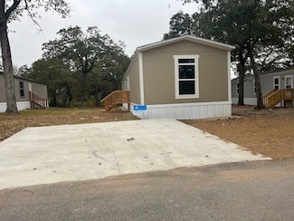 59 Sherwood Forest Ln Unit LR-59, Rockdale, TX 76567