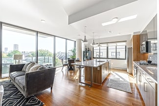 1414 Wood Hollow Dr Unit 523, Houston, TX 77057