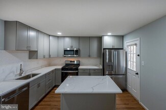 15206 Wentwood Ln, Woodbridge, VA 22191