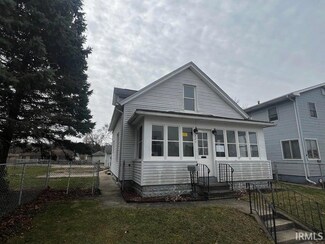 321 W 14th St, Mishawaka, IN 46544