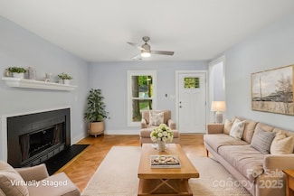 5414 Leaford Ct, Charlotte, NC 28227