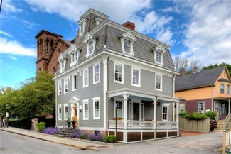 204 Spring St, Newport, RI 02840