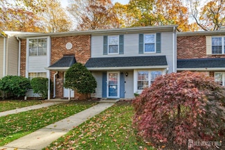 245 Palombi Ct, East Brunswick, NJ 08816