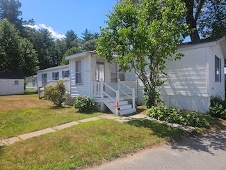 4 B St, Merrimac, MA 01860