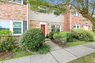 300 Terry Pkwy Unit B, Terrytown, LA 70056