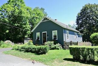 7 Aberdeen Rd, Pittsfield, MA 01201