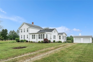 6925 New London Rd, Ashtabula, OH 44004