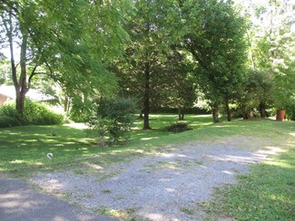 2901 Roseberry Rd, Mascot, TN 37806