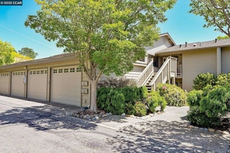 1458 Stanley Dollar Dr Unit 2B, Walnut Creek, CA 94595