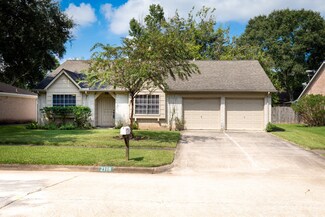 2118 Steamboat Run, Sugar Land, TX 77478