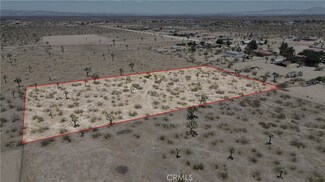 4 Peral Rd, Mountain View Acres, CA 92392