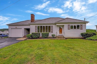 466 Beltzville Dr, Kunkletown, PA 18058
