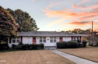 813 N Church St, Zebulon, NC 27597