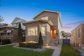 3515 N Oriole Ave, Chicago, IL 60634