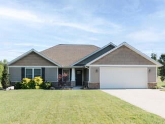 4282 W Thomas Ct, Jasper, IN 47546