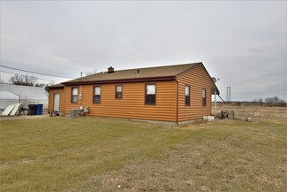 110 Enders Dr, Cherry Valley, IL 61016