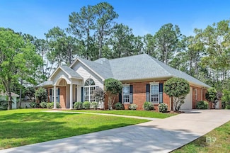 8954 Bay Point Dr, Elberta, AL 36530