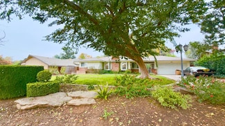 1328 E Loftus Ln, Fresno, CA 93710