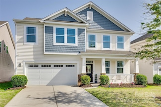 1553 Arcadia Bluff Dr, York, SC 29745