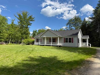 381 Pine St, Contoocook, NH 03229