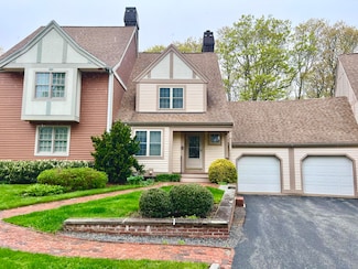 4 Village Green Cir, Mashpee, MA 02649
