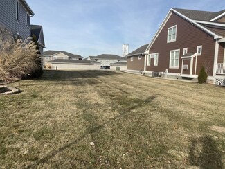 325 Clifford Way, Burns Harbor, IN 46304