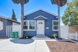 4711 Landis St, San Diego, CA 92105