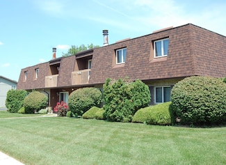 2543 Harvest Dr, Crown Point, IN 46307